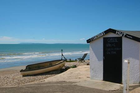 Charming Bolthole 400M To Beach Earnley Buitenkant foto