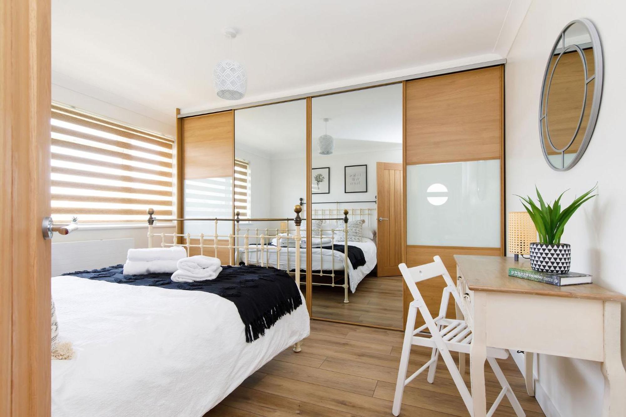 Charming Bolthole 400M To Beach Earnley Buitenkant foto